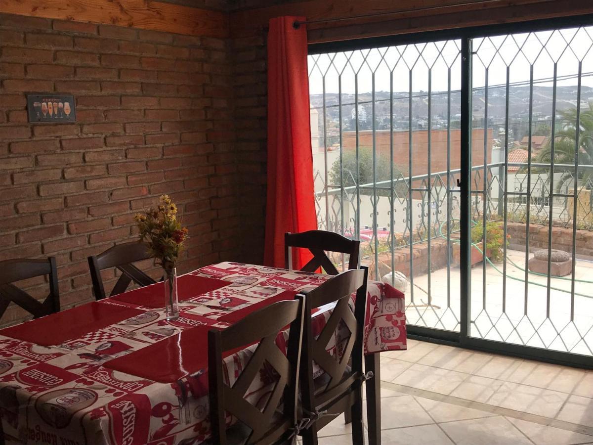 Linda Casa En Barrio Residencial La Herradura Oriente A 5 Min Playa *